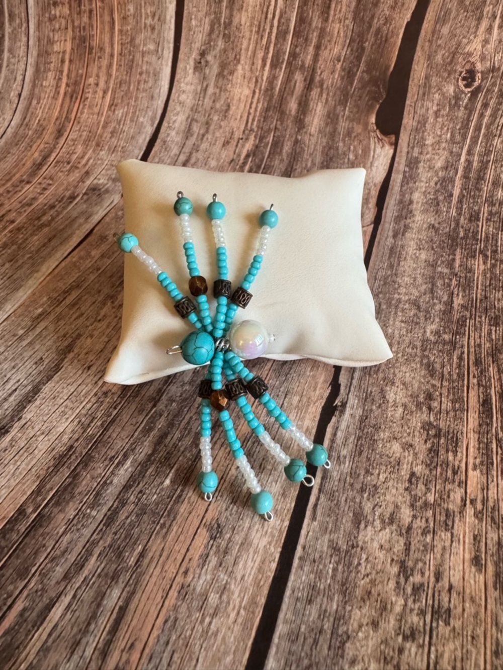 NEW Handmade Teal and White Beaded 4”x3” Spider Ornament Item #PHK7526